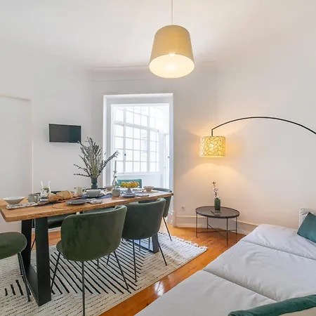 Apartamento Desterro 4 - Historical Four-bedroom *