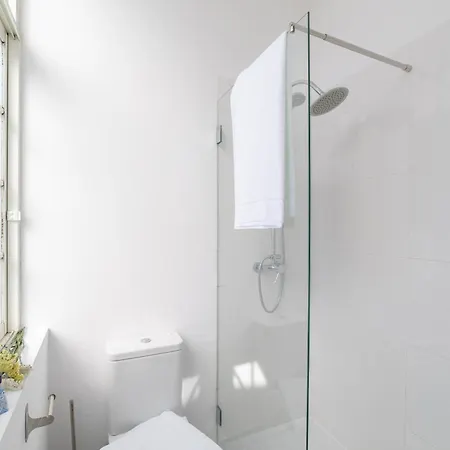 Desterro 4 - Historical Four-bedroom Lissabon