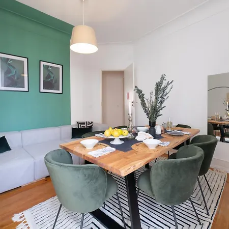 Desterro 4 - Historical Four-bedroom Apartment Lissabon