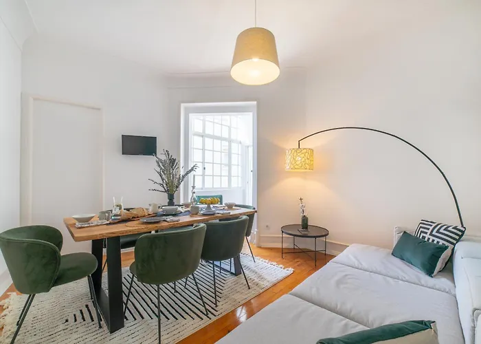 Apartment Desterro 4 - Historical Four-bedroom *