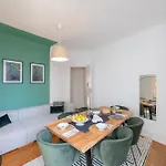 Desterro 4 - Historical Four-bedroom Διαμέρισμα *