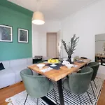 Desterro 4 - Historical Four-bedroom Διαμέρισμα Lisboa