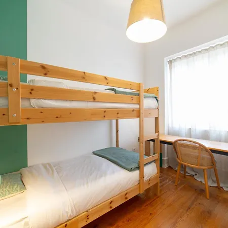 דירה Desterro 4 - Historical Four-bedroom ליסבון